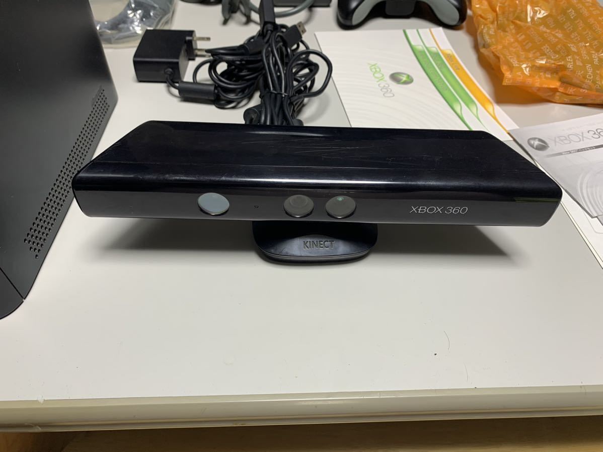 X-BOX 360 ＆ キネクト & キネクト用ソフト２本付き Xbox 0 Kinect