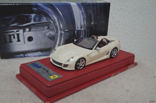 【爆買い，定番】 BBR フェラーリ SA Aperta 2010 1/43 ミニカー 白(BBR)｜売買されたオークション情報、yahooの商品情報をアーカイブ公開 - オークファン BBR