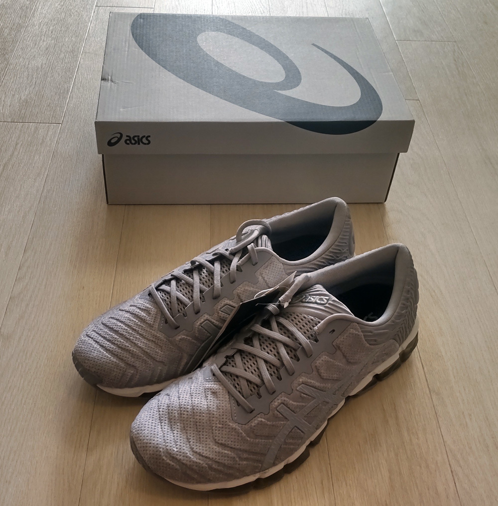 新品　アシックス ゲル クォンタム 360 5　グレー　US9.5 27.5cm　 asics GEL-QUANTUM 360 5