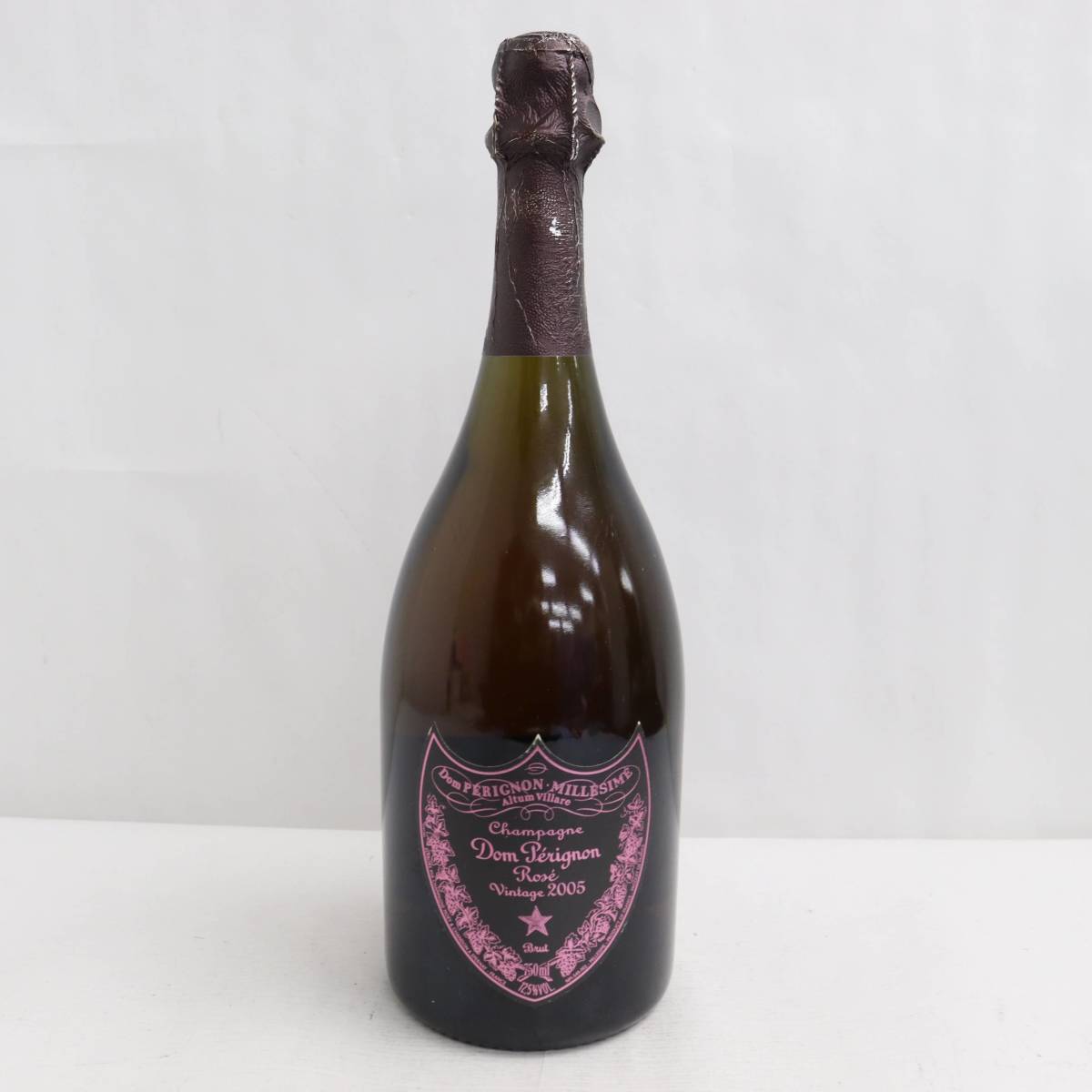 Dom perignon（ドンペリニヨン）ロゼ 2005 12.5％ 750ml ※キャップ