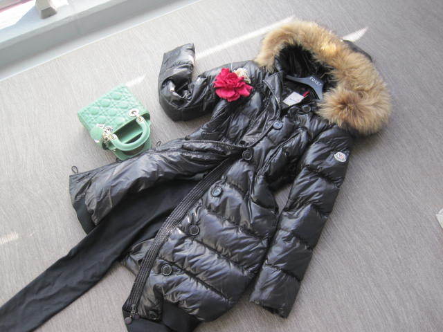 モンクレール☆MONCLER☆完売☆国内正規品☆国内購入高級フード モンクレール☆MONCLER☆完売☆国内正規品☆国内購入高級フード