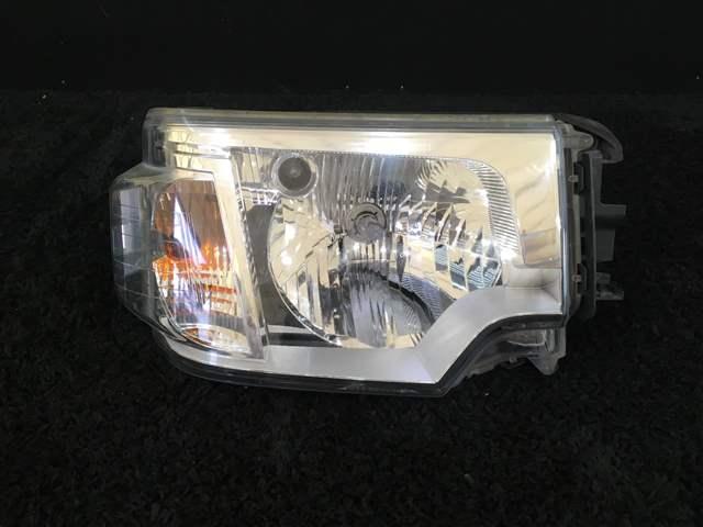 ＮＶ１００クリッパー　ライト　ヘッドランプ　右　RH　26010-6A01J　GBD-U72V-PQBNRDD　426060