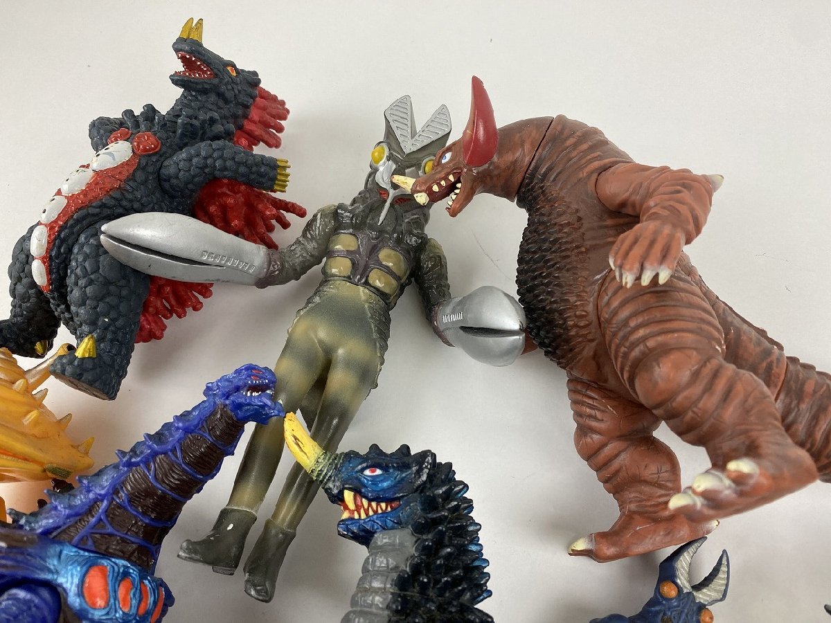 □k25/【ジャンク】ウルトラマン 怪獣 ソフビ人形 フィギュア など 30