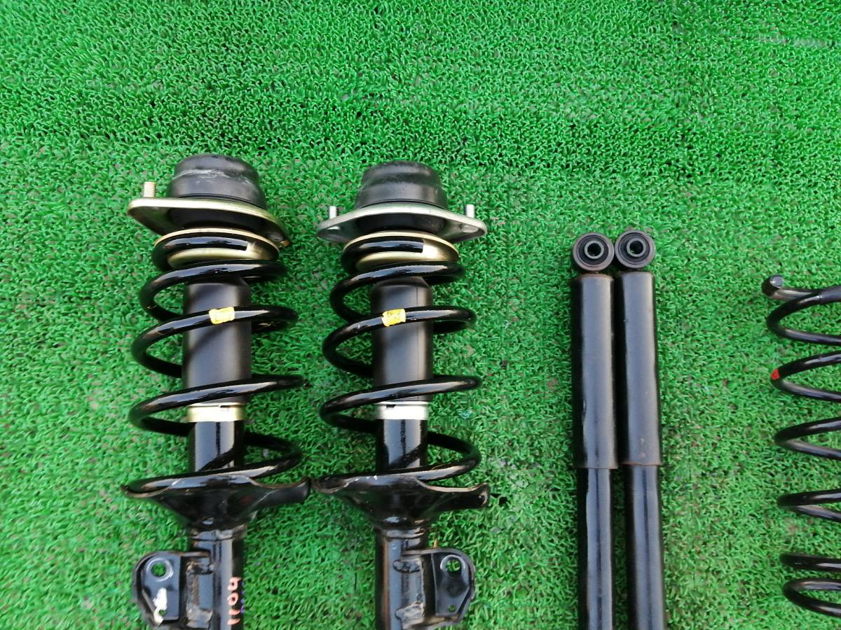 スズキ エブリィ DA64V 純正 サスペンション 1台分 フロントストラット