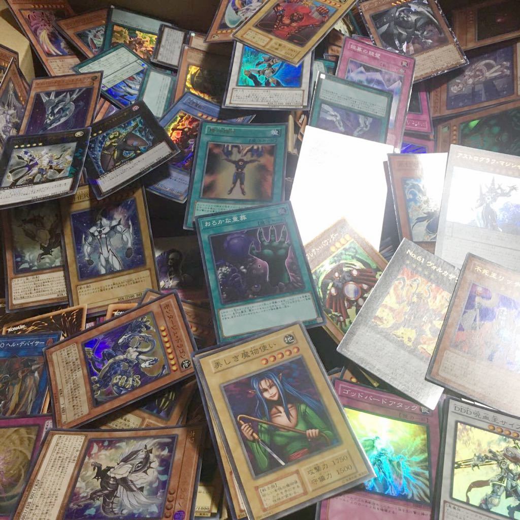 遊戯王　初期　大量まとめ売り 遊戯王 初期あり 大量 まとめ売り 【公式通販】