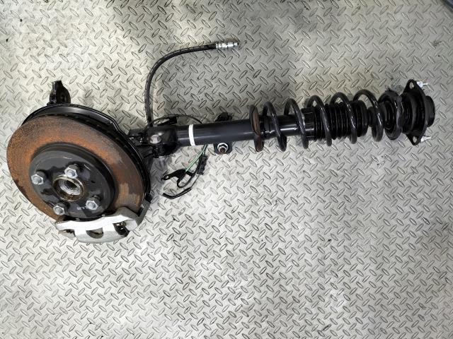 ルーミー 5BA-M900A 右FストラットASSY G B86 48510-B9115