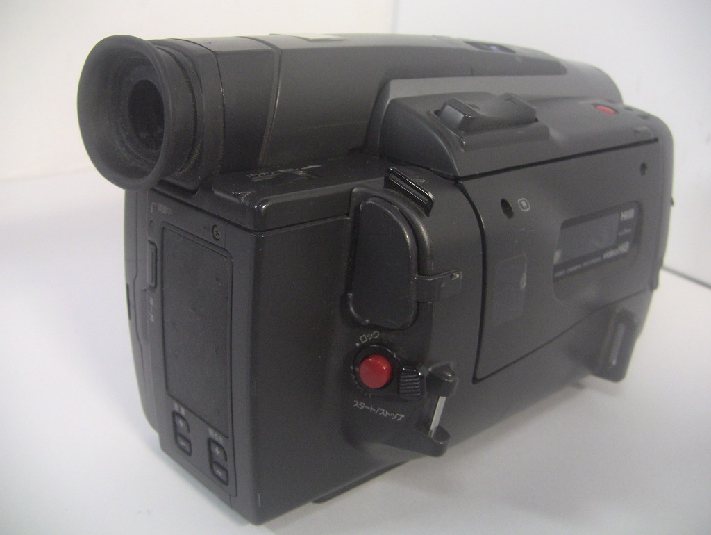 【送料無料・動作確認済み】8mmテープ再生できます！SONY Hi8ビデオカメラ CCD-TRV90☆ダビングにご使用ください！☆/0032 SONY 8mmテープ再生できます Hi8ビデオカメラ 撮影× 再生〇 誰か、なぜHi8の8mmテープがこのソニーのビデオカメラでは再生