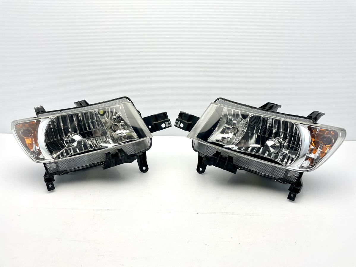トヨタ bB QNC 20 純正ヘッドライト左右セットバラスト付き 中古品
