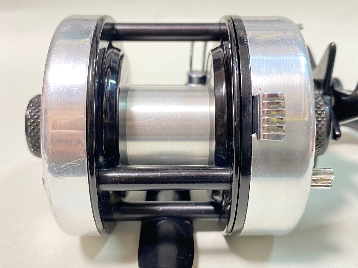 送料無料 70s Vintage Pflueger 2600 model DB / ナロー フルーガー