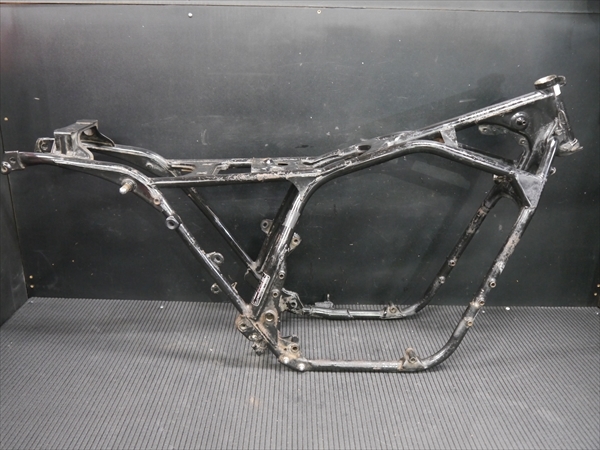 R50289 CB900F SC01ボルドールより 純正 メイン フレームASSY 書類付き 新規 通関書 譲渡書モーターサイクル CB750F CB1100R 1100F FA FC