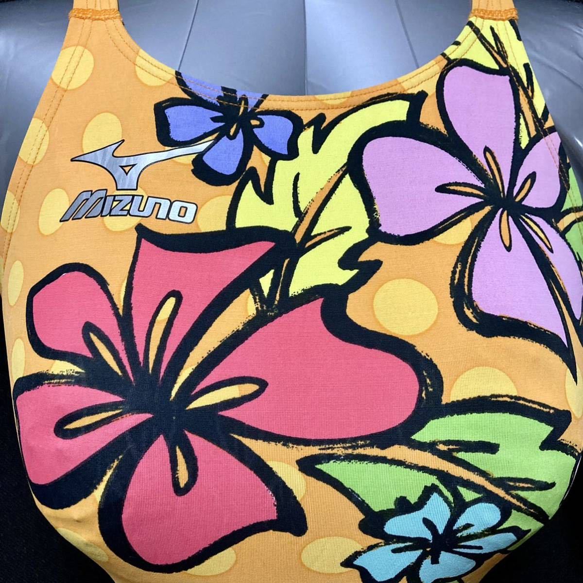 【希少】ミズノ マイティライン うろこ かわいいピンク×ハイビスカス柄 美品】MIZUNO 競泳水着 Mサイズ マイティライン うろこ模様 MIGHTY