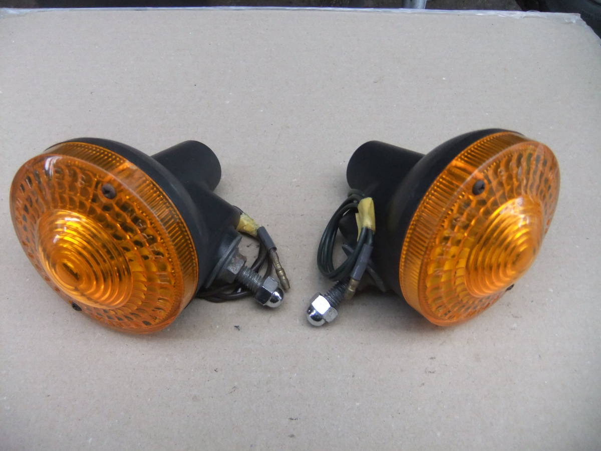 ヤマハ XT250 3Y5 純正フロントウインカー レンズ刻印 D71 AU40 26408
