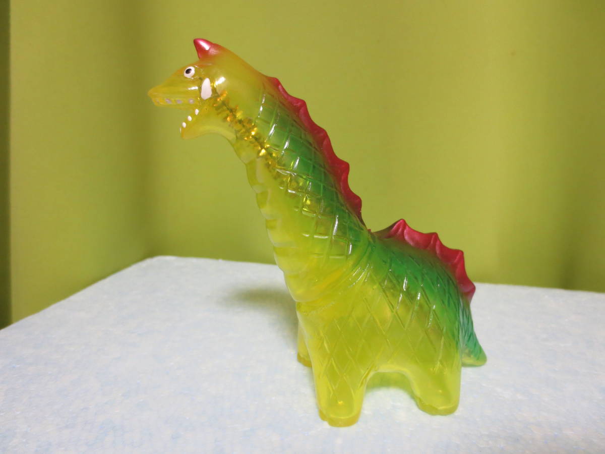 【爆買い，得価】 サンガッツ本舗 怪獣 ベタザウルス 黄緑成型 10㎝ SUNGUTS(一般)｜売買されたオークション情報、yahooの商品情報をアーカイブ公開 - オークファン 一般