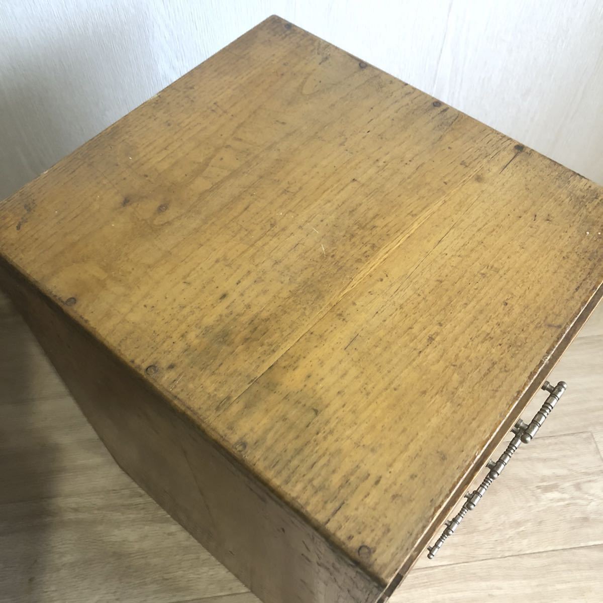 アンティーク雑貨　古道具　楢　ナラ　小引き出し　5段　木製引き出し 古道具 ナラ材 小引き出し 5杯 チェスト レトロ 収納 小物入れ 昭和