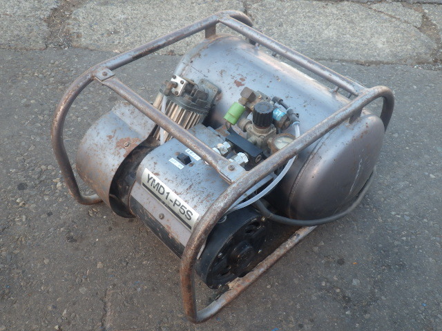 中古 尼寺 オイルレスコンプレッサー YMD1-P5S 新でん