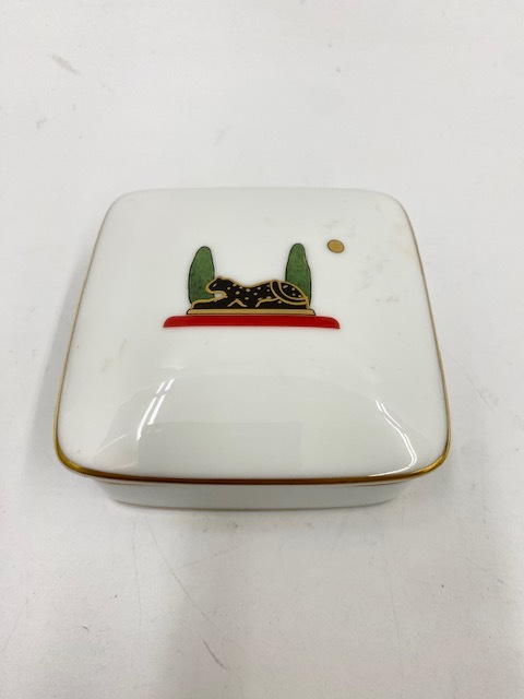 カルティエアクセサリートレーCartier小物入れ陶器製 ☆カルティエ