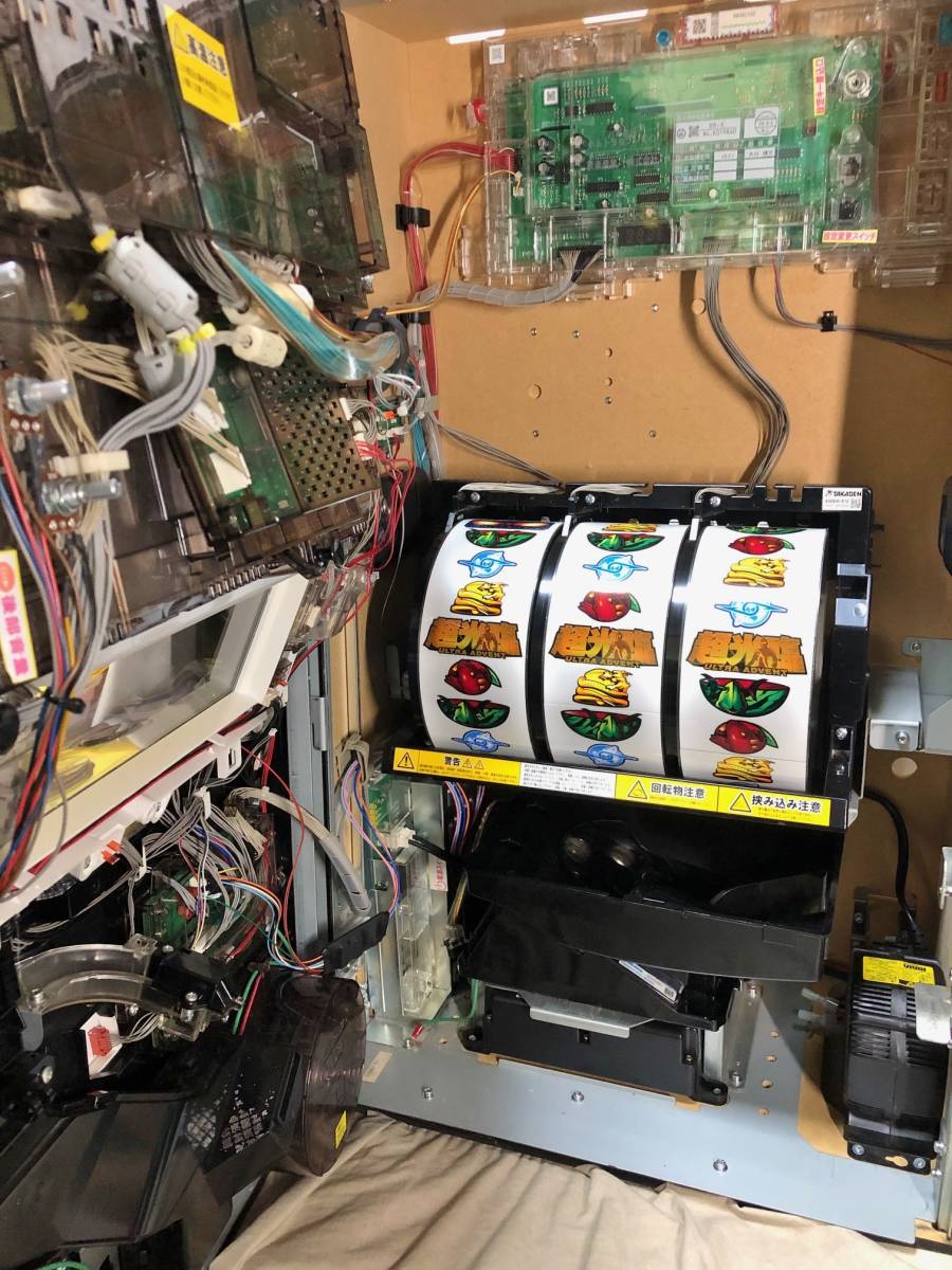 5号機 ぱちスロ ウルトラセブン【5号機・オッケー.】 （コイン不要機付）スロット実機 家庭用