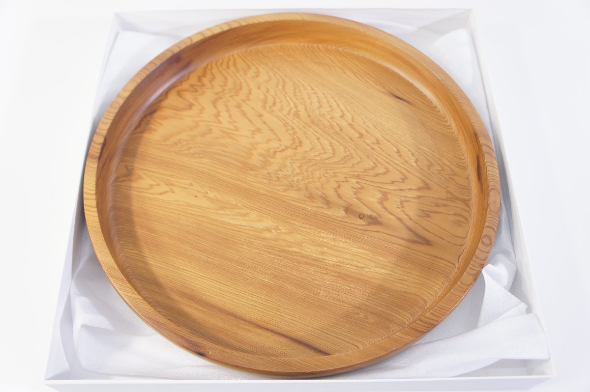 屋久杉 お盆 屋久杉で創った丸盆(直径24cm)(高橋工芸⁄029-1873)工芸