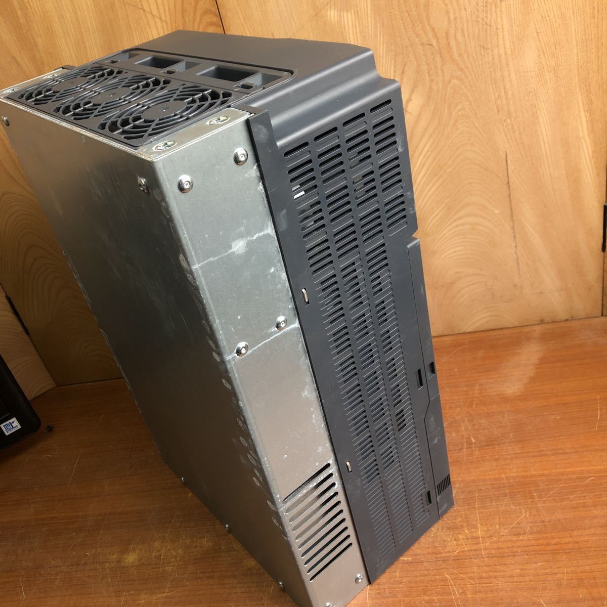 MITSUBISHI 三菱電機 FR-A820-30K-1 インバーター 2021年製 動作未確認 