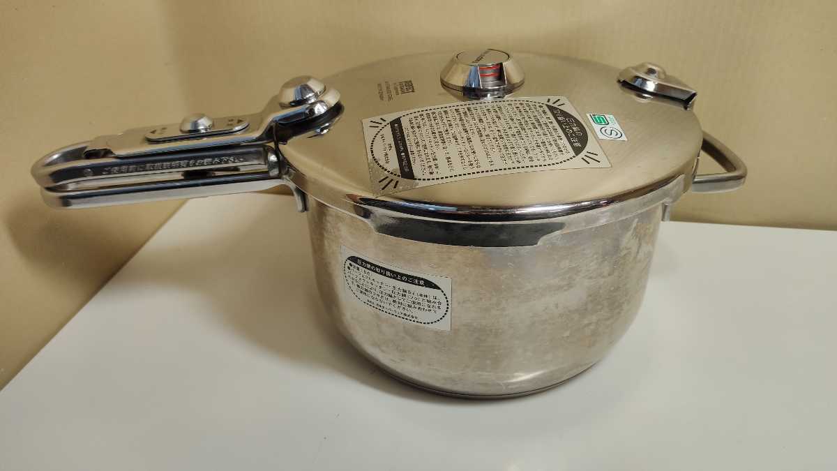 ☆TRANSTHERM Tupperware 圧力鍋 ドイツ製 タッパーウェア 5L 圧力鍋 