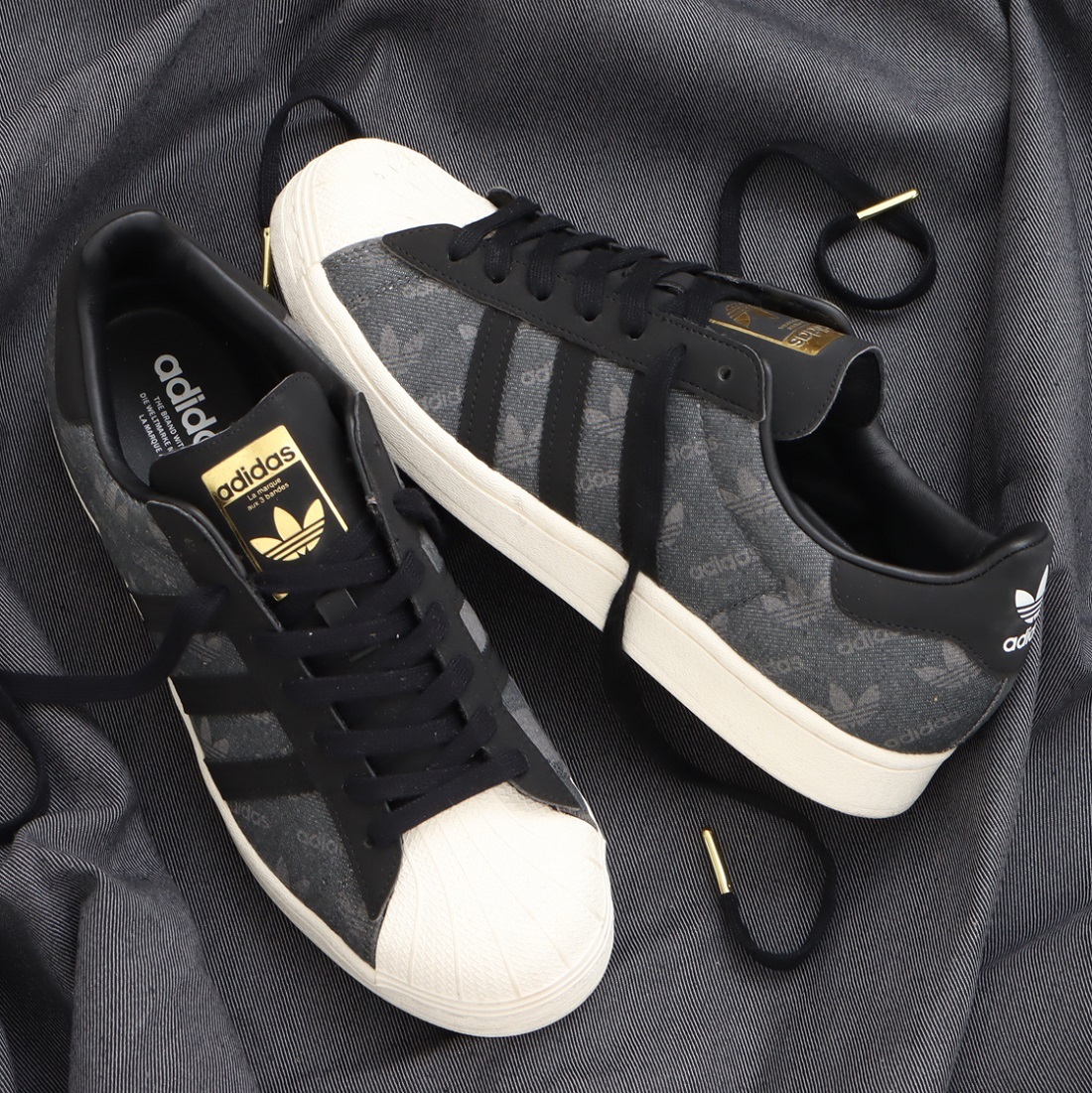 アトモス×アディダス オリジナルス、ヴィンテージデニムモチーフのZX