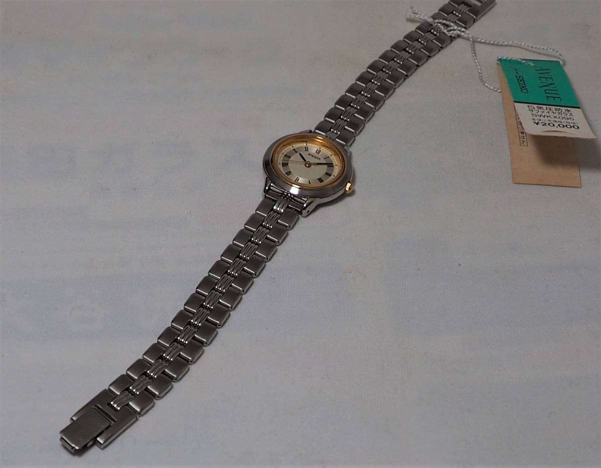 未使用 レトロ SEIKOアベニュー女物クオーツ・SWKX095 5気圧防水 当時 