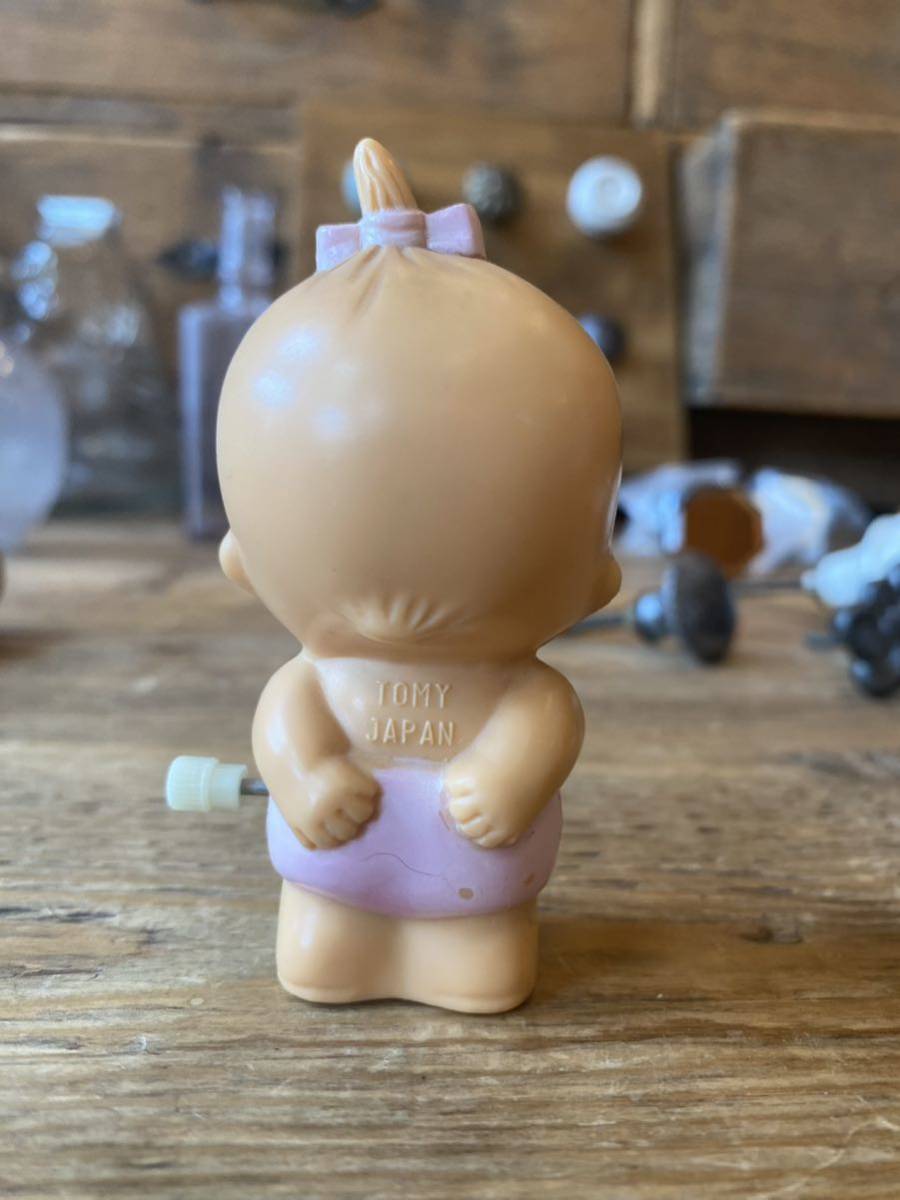 トミー TOMY 当時物 ゼンマイ 昭和レトロ おもちゃ 赤ちゃん : 日本製