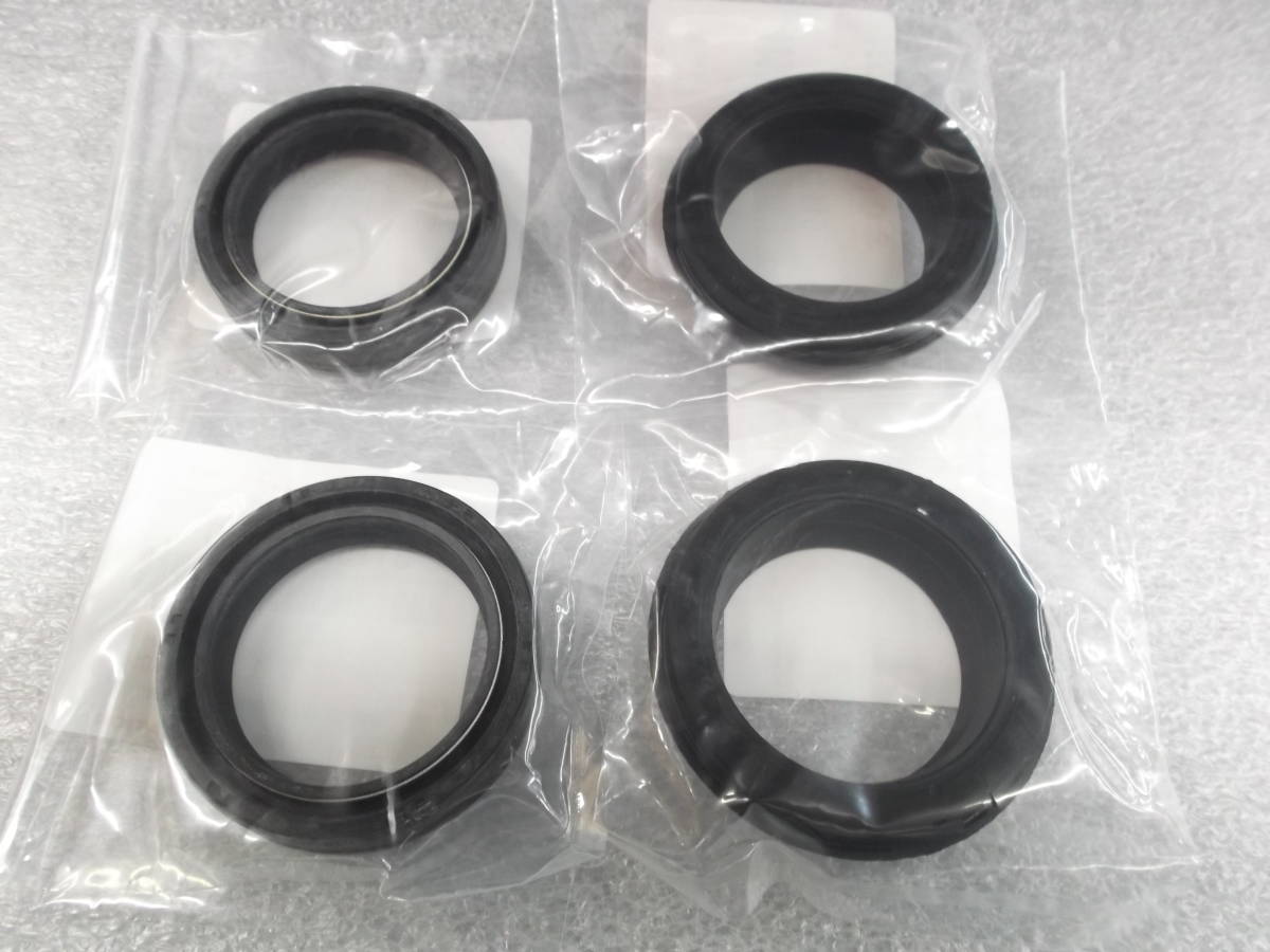 グラストラッカー／グラストラッカービックボーイ(NJ47A/NJ4BA/NJ4DA) 純正フロントフォーク、オイルシール＆ダストシールＳＥＴ　新品