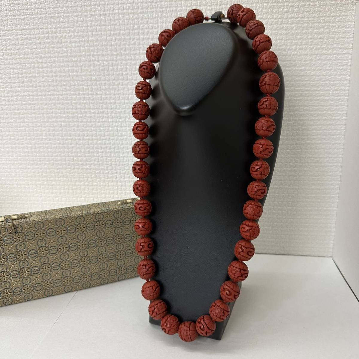 専用です 彫漆ネックレス 堆朱ネックレス 中国大玉 堆朱 ネックレス 剔紅 彫刻 中国 【公式通販】