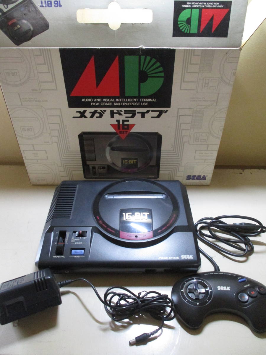 L943 SEGA セガメガドライブ 16BIT 本体・コントローラー・AC