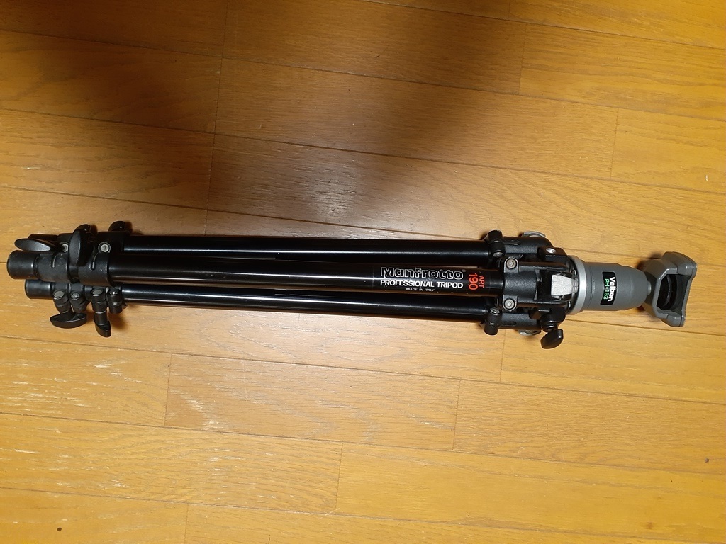 マンフロット三脚　ART190（イタリア製）と ベルボン自由雲台 PH-163