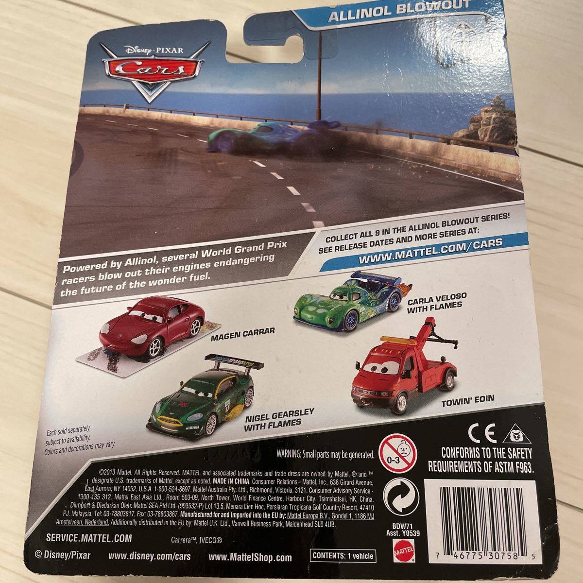 ディズニー・ピクサー Towin' Eoin & Cartney Casper Disney ⁄ Pixar Cars Mainline Towin' Eoin Diecast Deluxe Red