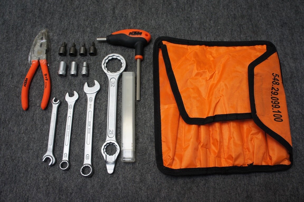 KTM SIX DAYS 車載工具 350/250EXC-F 純正未使用 検）6DAYS KTM  