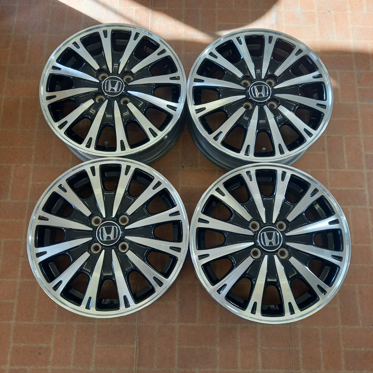 ホンダ純正 N-BOX 15インチ 4.5J+45 4H-100 中古. ホンダ軽自動車流用 N-ONE