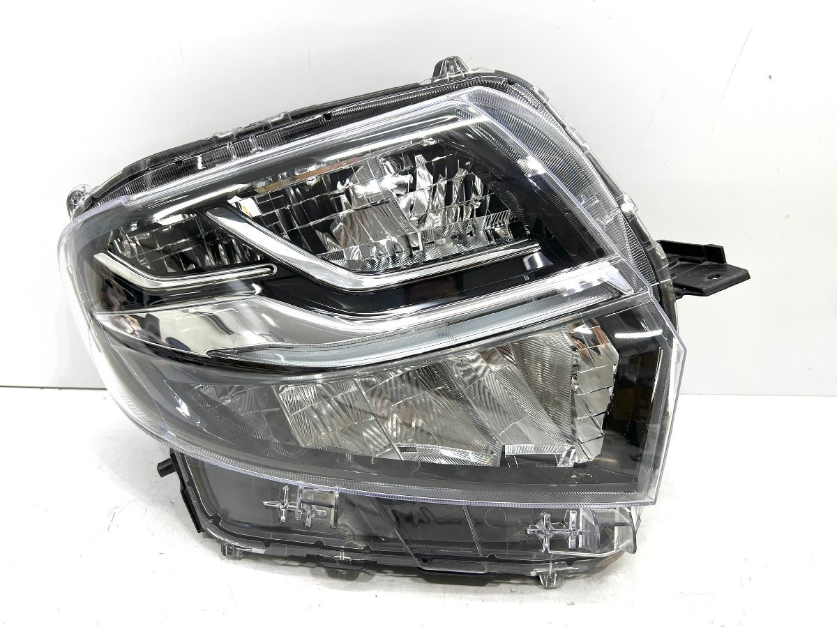 ☆レンズ綺麗☆ ダイハツ タント カスタム LA650S LA660S 純正 右 LED 