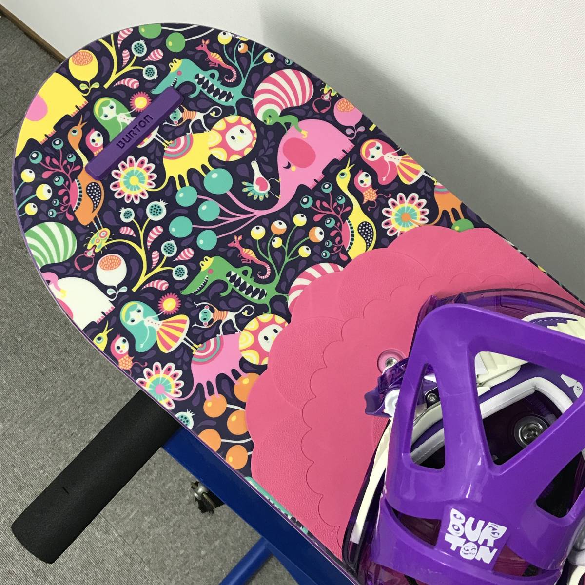 2019年モデル 2点セット BURTON chicklet 115cm GROM ビンディング 