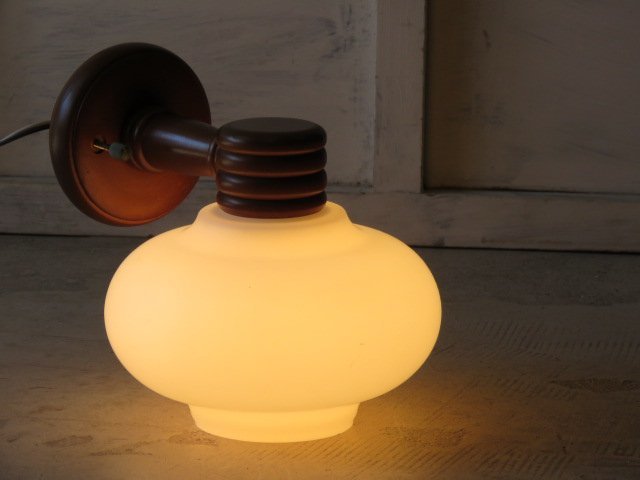 昭和レトロ 木製アーム ガラスシェード ブラケットライト/アンティーク*ビンテージ*古道具*照明*古民家*北欧*アトリエランプ*電笠*カフェ