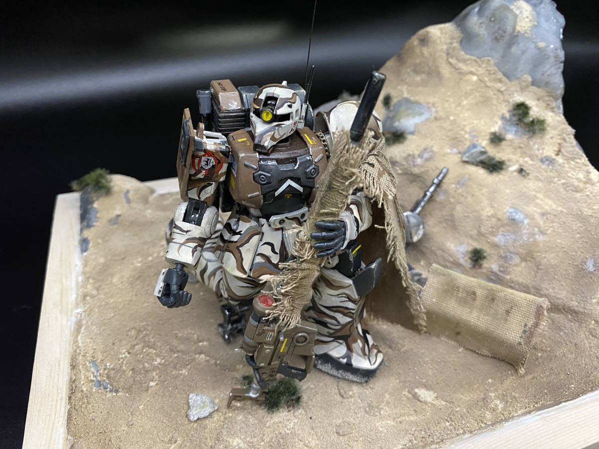 1/144 機動戦士ガンダム ザクI・スナイパー(野戦休息)ジオラマ完成品