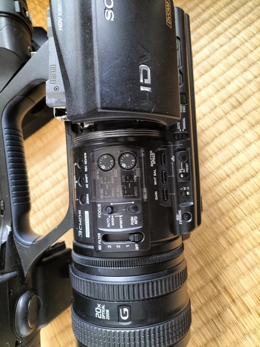 ジャンク】SONY HDV業務用ビデオカメラ HVR-Z5J 修理・部品取り G