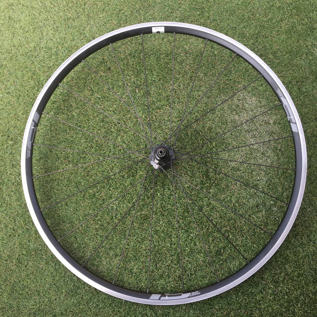 Giant | Bicycles 最高のバランスと性能を秘めたオリジナルホイール 
