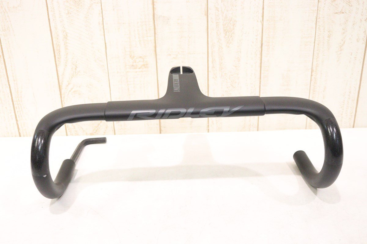 ☆RIDLEY リドレー AERO N1 一体型カーボンドロップハンドル ☆RIDLEY リドレー AERO N1 一体型カーボンドロップハンドル