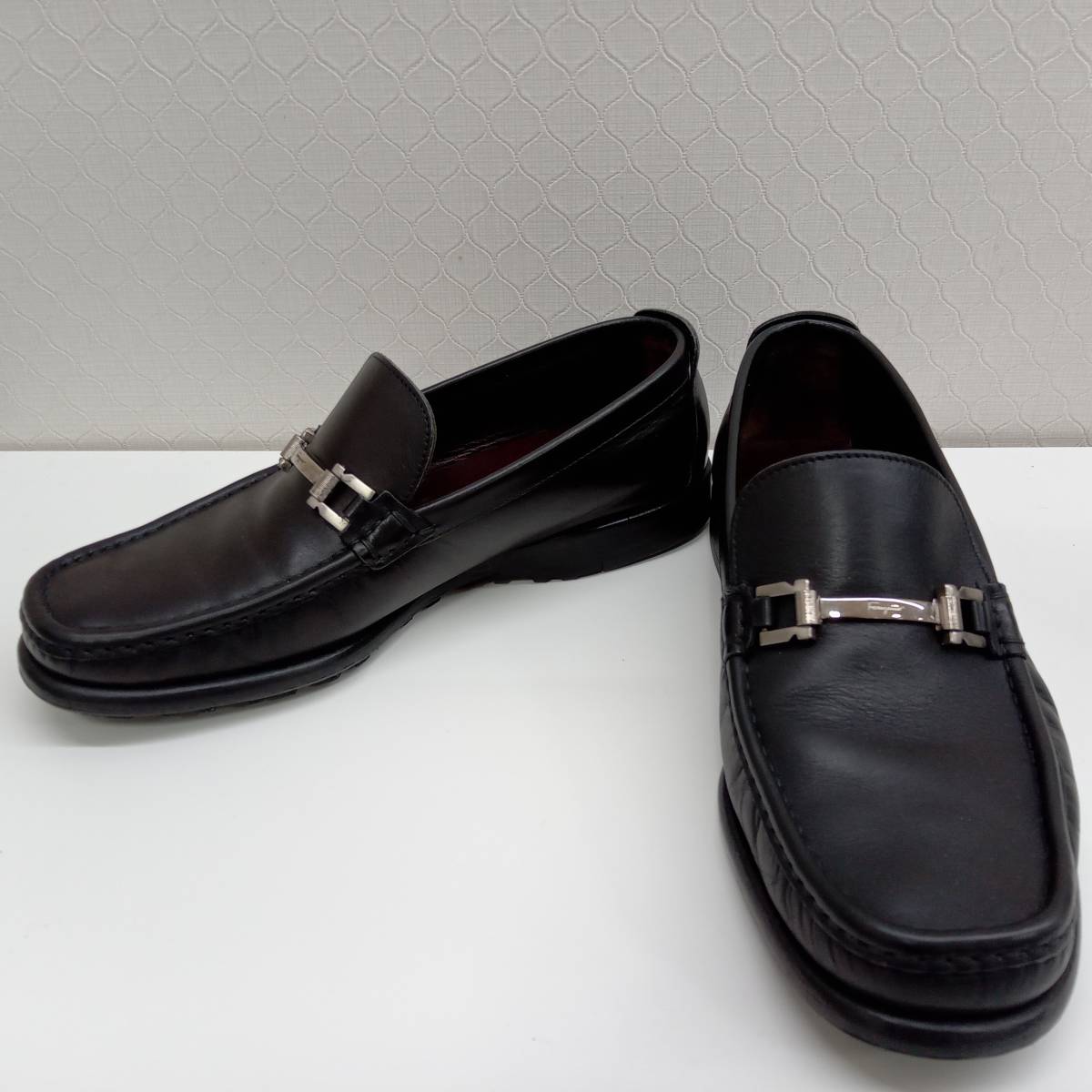 Salvatore Ferragamo ローファー／UR60023／81／2 衣料 店舗受取可
