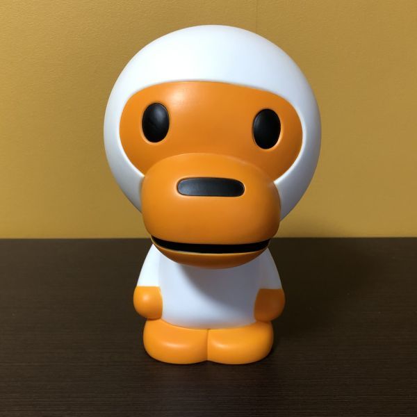 BAPE Baby Milo Coin Bank Figure Brown - FW22 - GB
