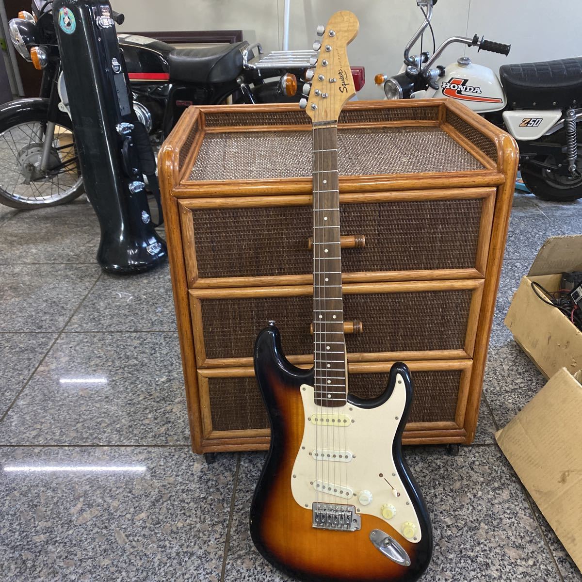 ◇中古品◇Squier by Fender BULLET STRAT STRATOCASTER スクワイヤー