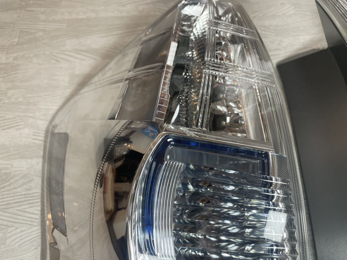 美品 点灯ok】プリウスα 前期 テールランプ 純正 左右セット STANLEY