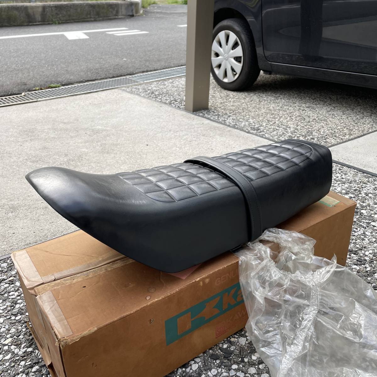 TW225 ポン付け　薄型シート 純正リヤカウル付き！ TW225 ポン付け 薄型シート 純正リヤカウル付き！ 【公式通販】