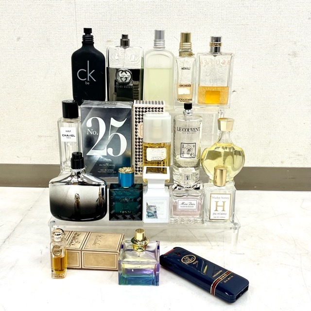 爆買い，本物保証 香水 18点 大量セット GUCCI グッチ CHANEL シャネル Dior ディオール ニナリッチ ヴェルサーチ エルメス ckbe TOM FORD K0542(香水、フレグランス)｜売買されたオークション情報、yahooの商品情報をアー その他