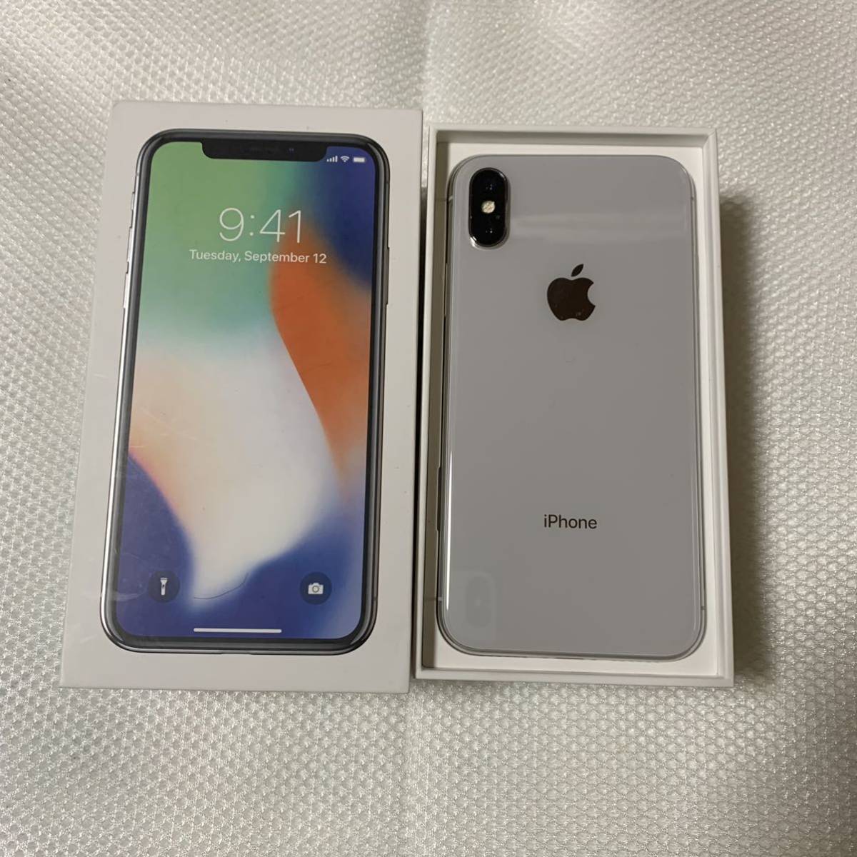 SIMフリー iPhoneX 256GB シルバー ロック解除済 バッテリー最大容量
