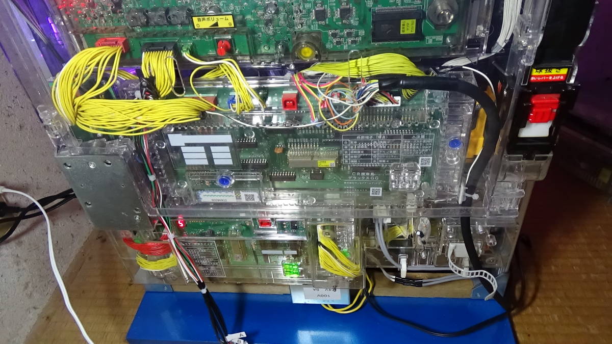 SANKYO 三共 CR彼岸島 オートコントローラー 台座 Aコンバータ用