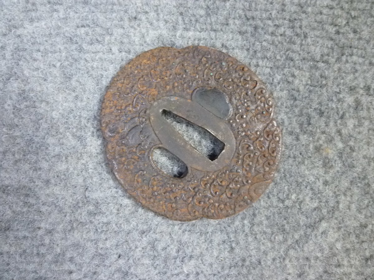 △ 日本刀 鍔 つば 刀装具 部品 △ ④ 鍔 刀鍔 日本刀装具